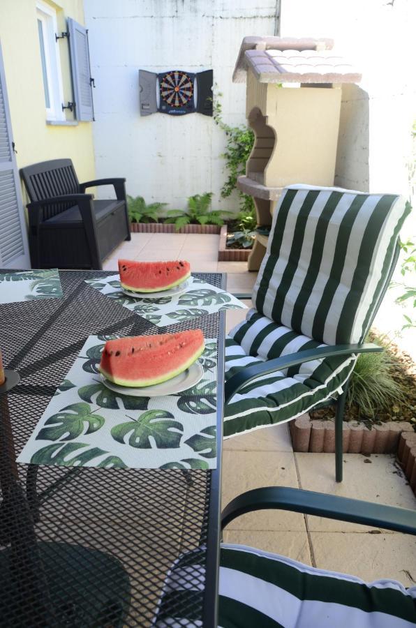 Anma Cottages The Secret Garden Pianello Del Lario Exterior foto